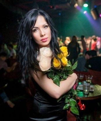 Со мной ты получишь незабываемые моменты наслаждения и удовольствия. Я опытная и знаю, как доставить истинное удовлетворение. Мои услуги охватывают широкий спектр возможностей, от классического секса до ролевых игр и экспериментов. Заходи на мою страничку для просмотра фото и отзывов обо мне. Я живу в Москве и готова побаловать тебя в любое время. 🌟💋💃🏻🔥🎀🍾🏩 Екатерина
